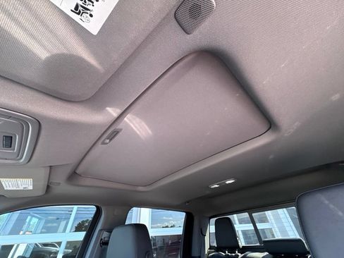Used 2022 Chevrolet Silverado 1500 RST w/ Convenience Package II AWD/4WD image 29