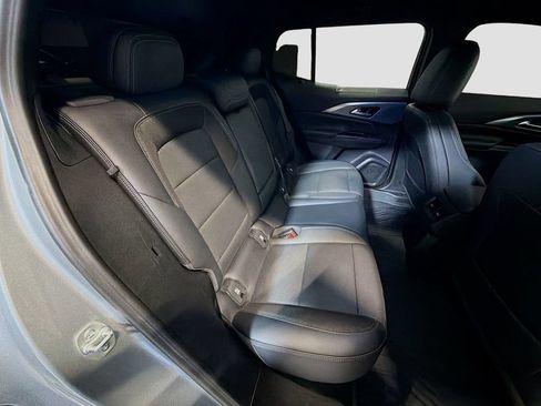 Used 2024 Chevrolet Equinox EV LT FWD image 27