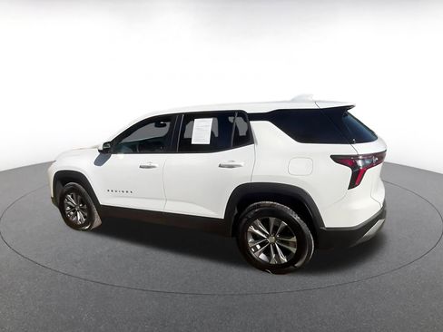 Used 2025 Chevrolet Equinox LT image 10