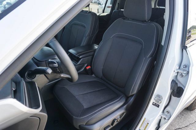 Used 2023 Jeep Grand Cherokee L Laredo AWD/4WD image 16