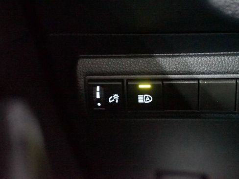 Certified 2024 Toyota Corolla LE image 22