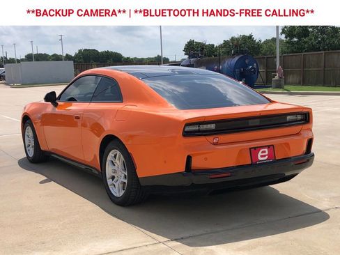 Used 2025 Dodge Charger R/T w/ Sun & Sound Package image 6