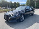 Used 2023 Nissan Altima 2.5 SV image 2