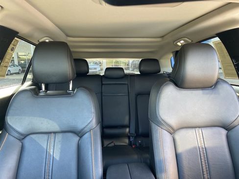 Used 2025 MAZDA CX-50 AWD 2.5 Hybrid w/ Premium Pkg image 19