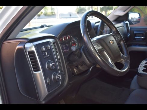 Used 2017 Chevrolet Silverado 1500 LT w/ True North Edition AWD/4WD image 15