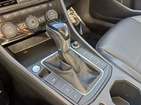 Used 2022 Volkswagen Jetta SE image 19