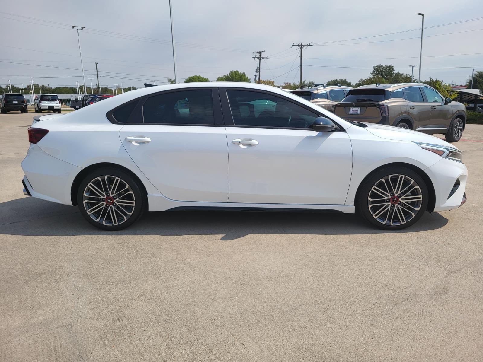 Used 2023 Kia Forte GT FWD image 4
