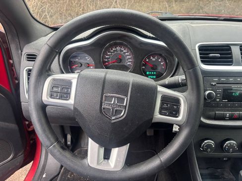 Used 2012 Dodge Avenger SXT FWD image 15