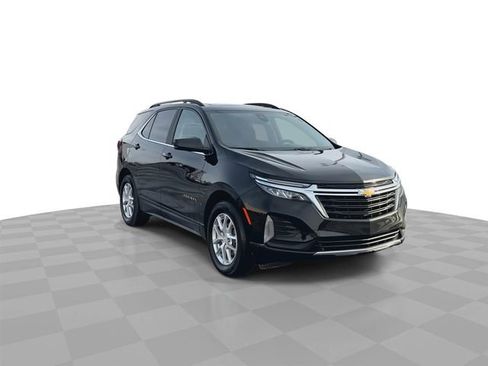 Certified 2024 Chevrolet Equinox LT image 2