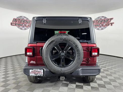 Used 2022 Jeep Wrangler Unlimited Sport AWD/4WD image 6