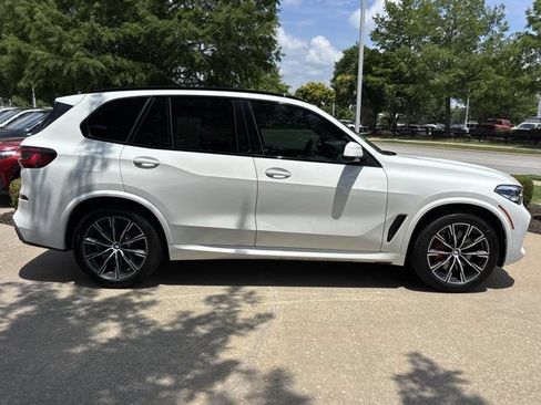 Used 2021 BMW X5 xDrive40i w/ M Sport Package AWD/4WD image 11
