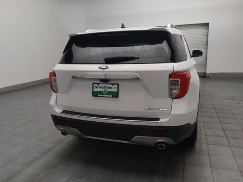 Used 2022 Ford Explorer Limited w/ Equipment Group 301A RWD image 7