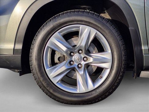 Used 2015 Toyota Highlander Limited FWD image 24