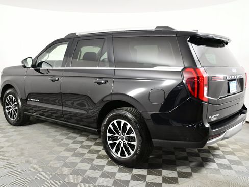 Used 2025 Ford Expedition Platinum AWD/4WD image 8