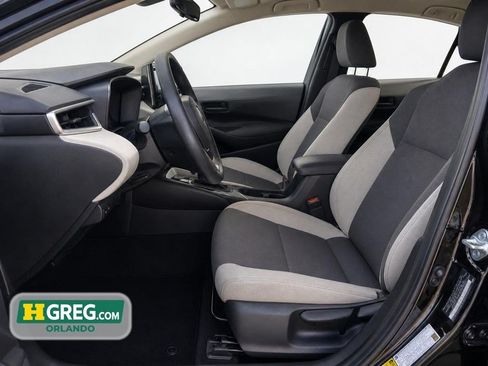 Used 2024 Toyota Corolla LE FWD image 7