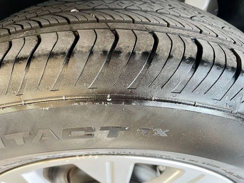 Used 2025 Ford Escape Active image 21