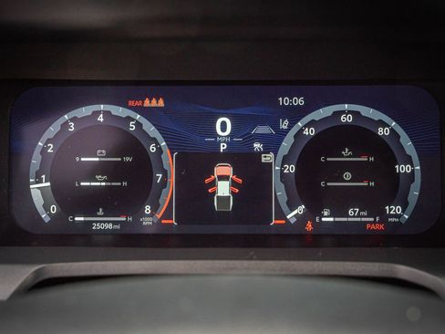 Used 2024 Toyota Tacoma TRD Off-Road image 19