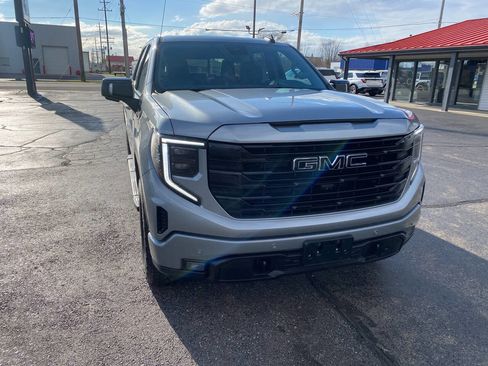 Used 2024 GMC Sierra 1500 Elevation w/ Elevation Premium Package image 3