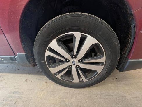 Used 2019 Subaru Outback 2.5i Limited AWD/4WD image 19