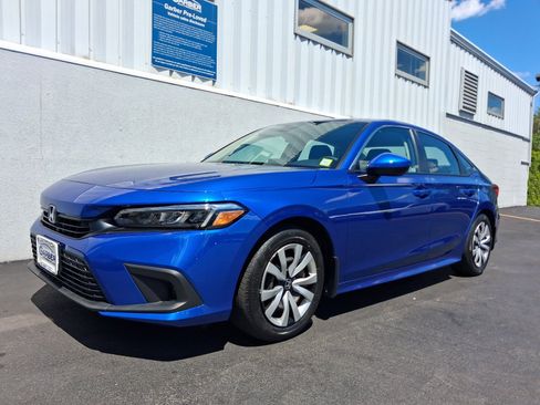Used 2024 Honda Civic LX image 1