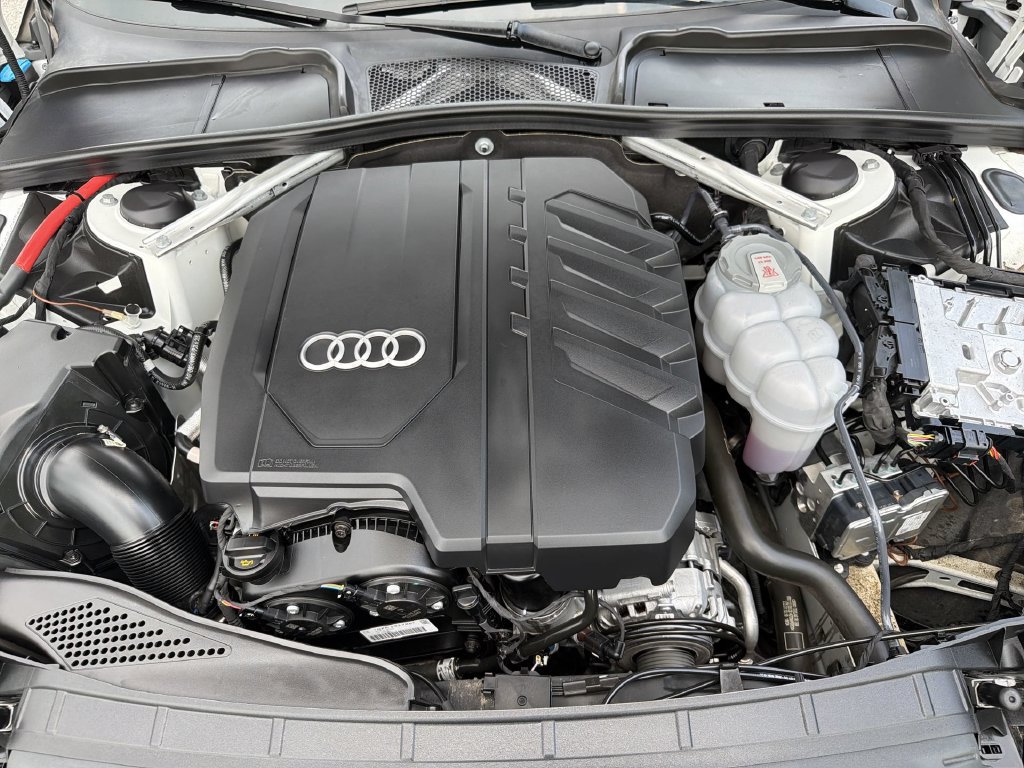 Used 2025 Audi A5 2.0T Premium AWD/4WD image 18
