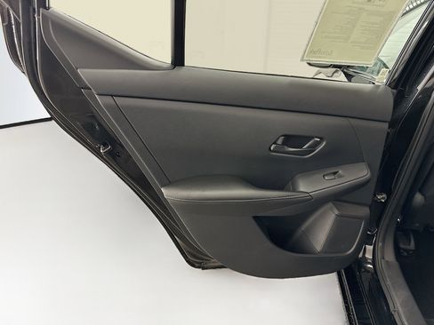 Used 2025 Nissan Sentra SV FWD image 26