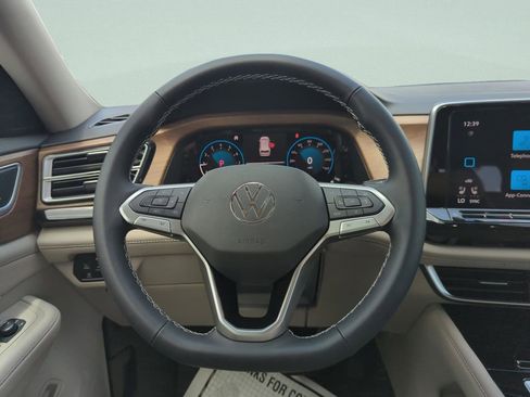 New 2026 Volkswagen Atlas SE FWD image 22