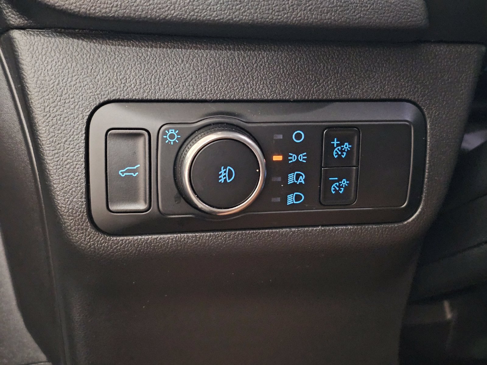 Used 2023 Ford Escape ST-Line Select w/ Tech Pack #2 AWD/4WD image 16