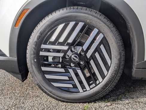 New 2026 Nissan Leaf SV+ FWD image 9