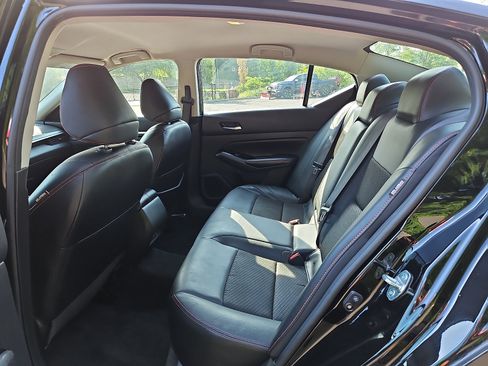Certified 2024 Nissan Altima 2.5 SR AWD/4WD image 10