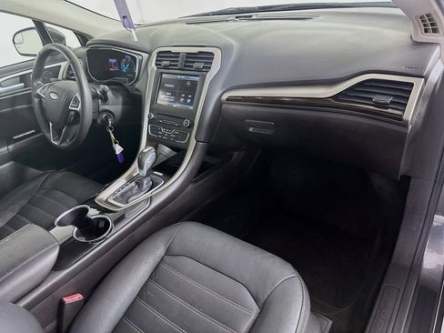 Used 2016 Ford Fusion SE w/ Equipment Group 202A FWD image 34