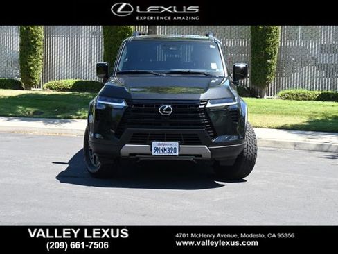Certified 2024 Lexus GX 550 AWD/4WD image 2