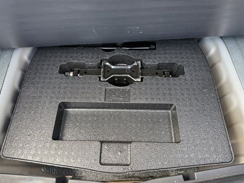 Used 2015 Nissan Altima 2.5 SV FWD image 24