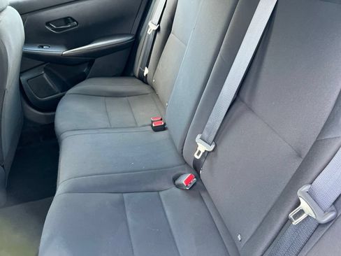 Used 2024 Nissan Sentra S FWD image 30