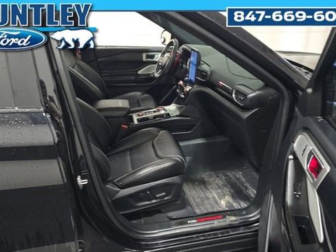 Used 2023 Ford Explorer ST w/ Technology Package image 7