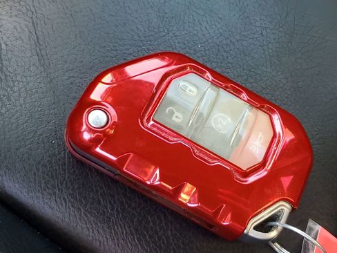 Used 2021 Jeep Wrangler Rubicon image 39