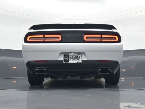 Used 2022 Dodge Challenger R/T w/ Blacktop Package image 22