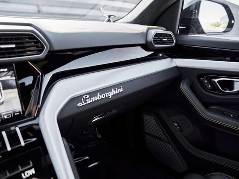 Used 2024 Lamborghini Urus S AWD/4WD image 83
