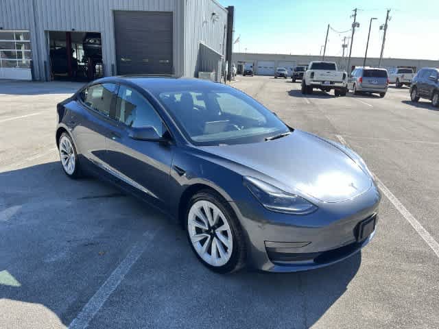 Used 2022 Tesla Model 3 Long Range AWD/4WD image 2