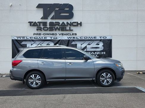 Used 2020 Nissan Pathfinder S FWD image 6