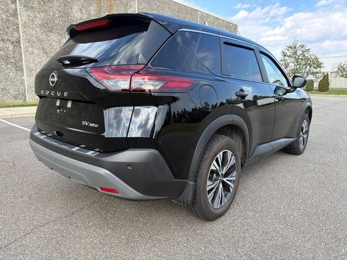 Used 2023 Nissan Rogue SV AWD/4WD image 7