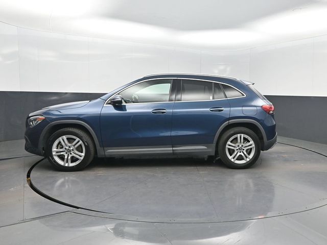 Used 2023 Mercedes-Benz GLA 250 4MATIC w/ Premium Package image 2