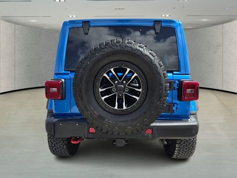 Used 2024 Jeep Wrangler Unlimited Rubicon image 4
