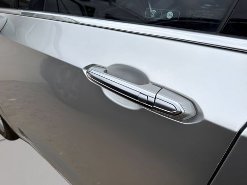 Used 2020 Cadillac XT6 Premium Luxury FWD image 12
