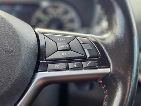 Used 2024 Nissan Altima 2.5 SR image 23