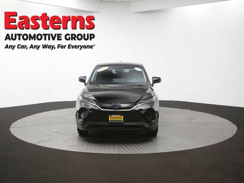 Used 2022 Toyota Venza LE AWD/4WD image 52