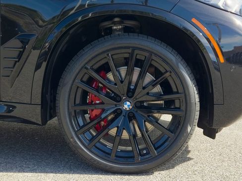 New 2026 BMW X5 M60i image 6