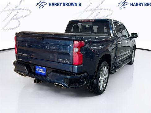 Used 2022 Chevrolet Silverado 1500 High Country w/ High Country Premium Package AWD/4WD image 10