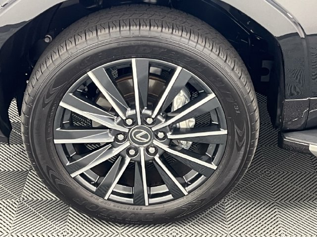 Certified 2025 Lexus GX 550 w/ Accessory Package (Z1) AWD/4WD image 22