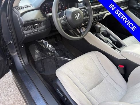 Used 2025 Honda Accord SE image 25
